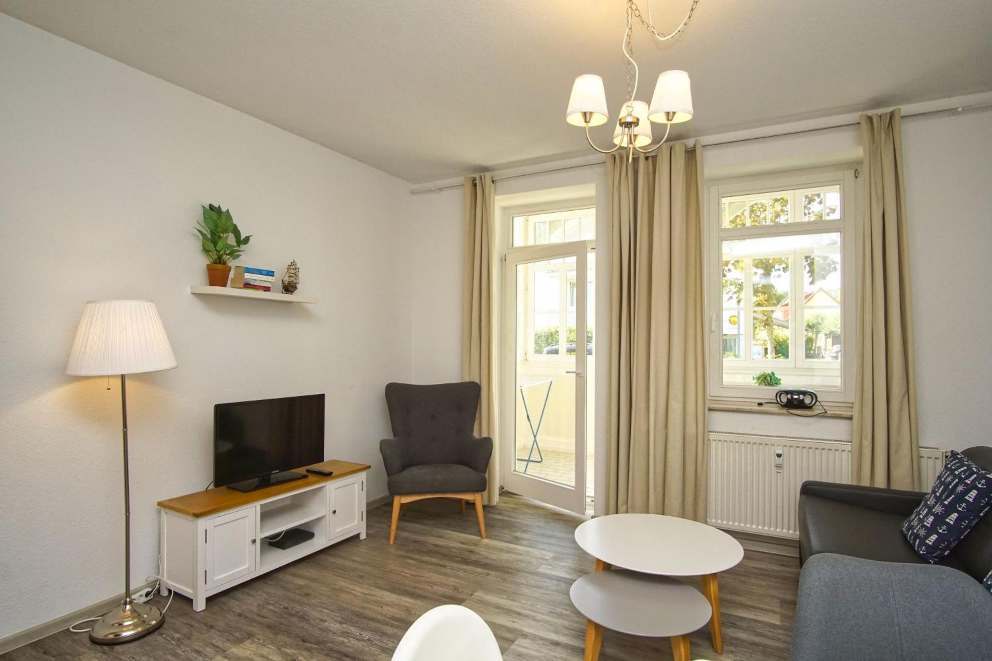 Ruhige Lage, Veranda, Gratis Nutzung Vom Ahoi Erlebnisbad - Villa Moewe Fewo 01 Goehren  Exterior photo